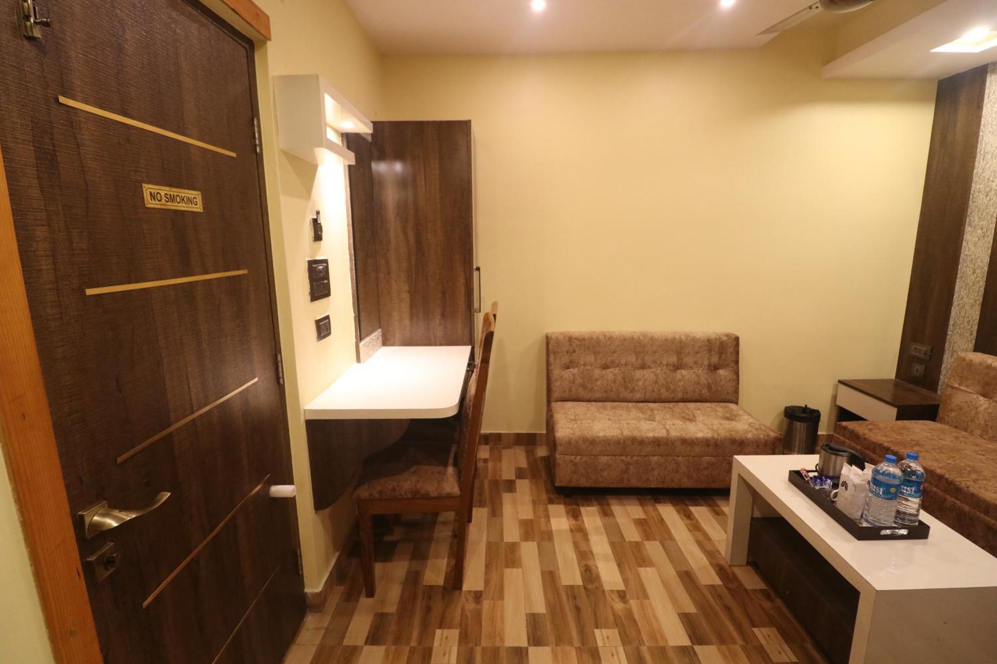 Mohar Residency Hotel Kolkata Luaran gambar